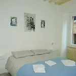 Break And Bed פרוג'ה