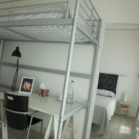Break And Bed Bed and breakfast 2*
