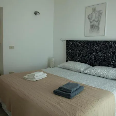 Break And Bed Bed and breakfast 2*
