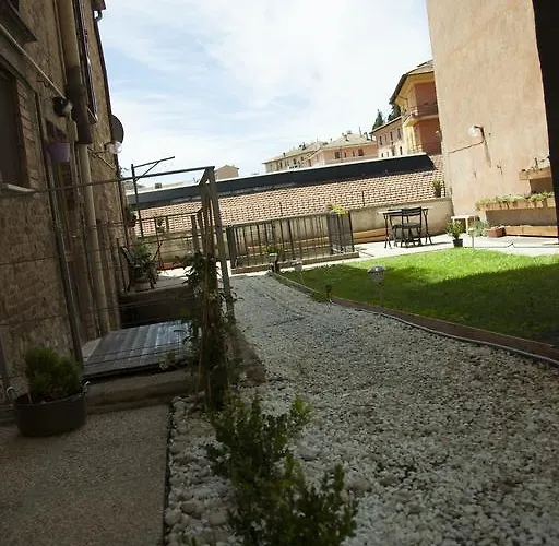 Alojamento de Acomodação e Pequeno-almoço Break And Bed