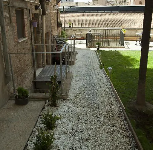 Break And Bed Bed and Breakfast Περούτζια